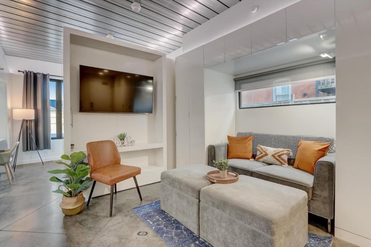 Frontdesk Mikros On Ashbury Micro Apts คลีฟแลนด์ ภายนอก รูปภาพ
